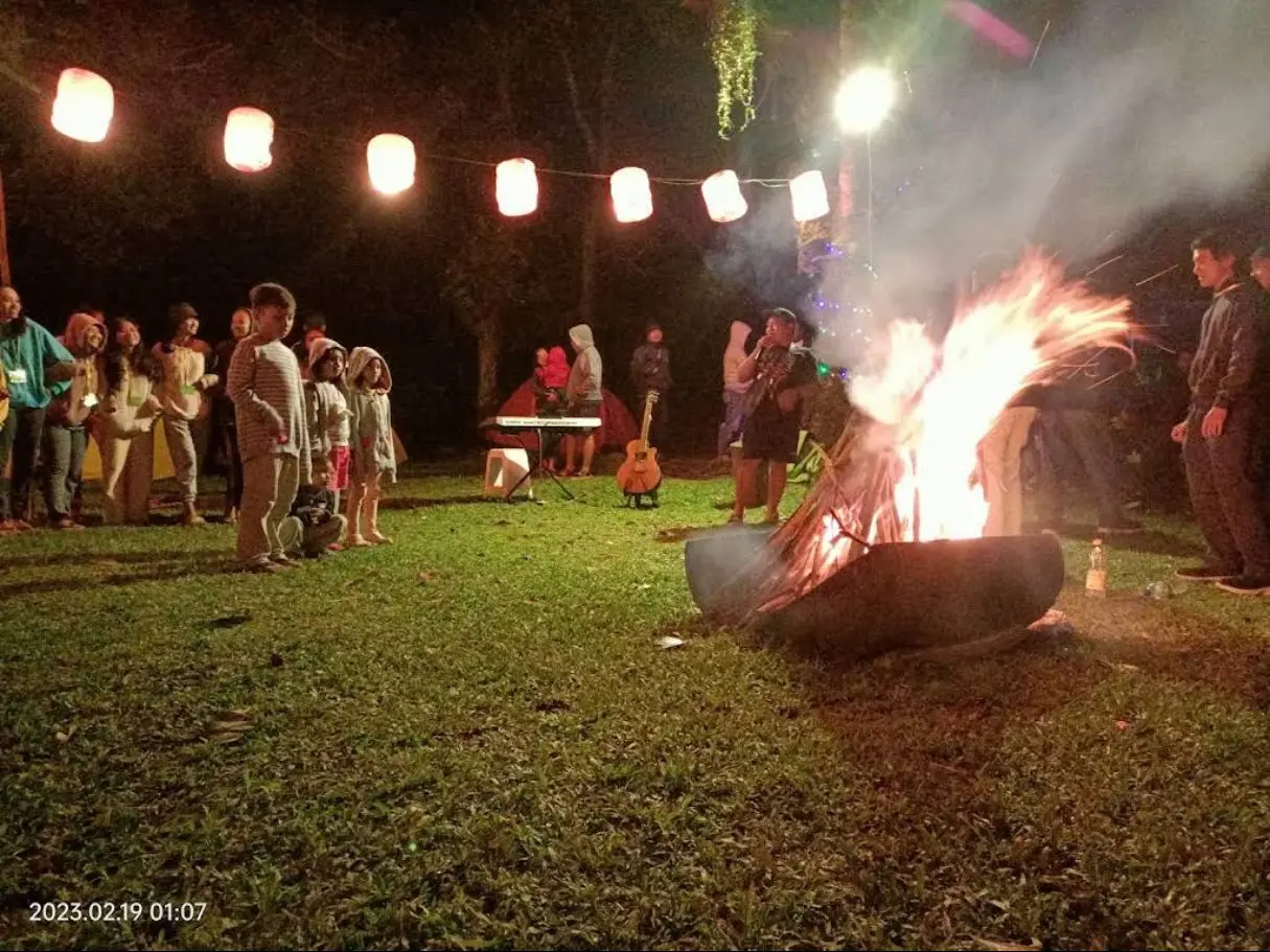 Bonfire night at a gathering
