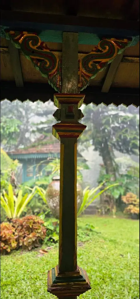 Carved teak column detail